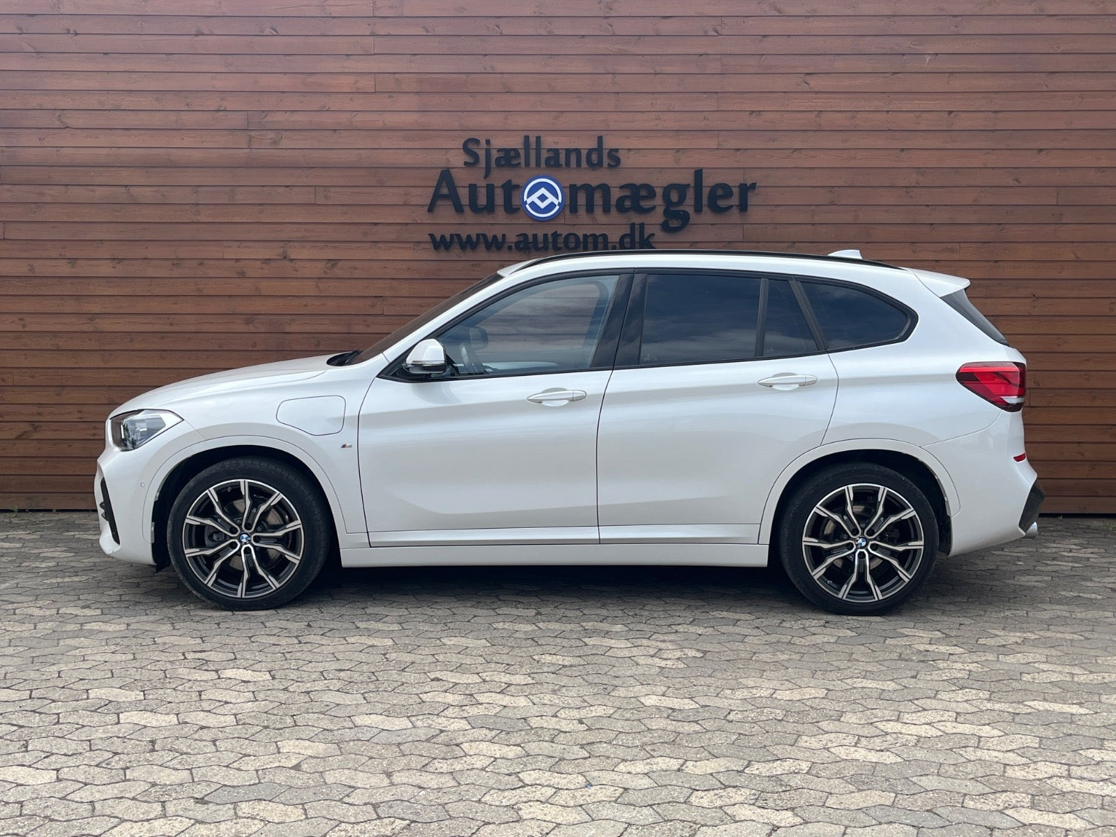 undefined BMW X1 fra 2021