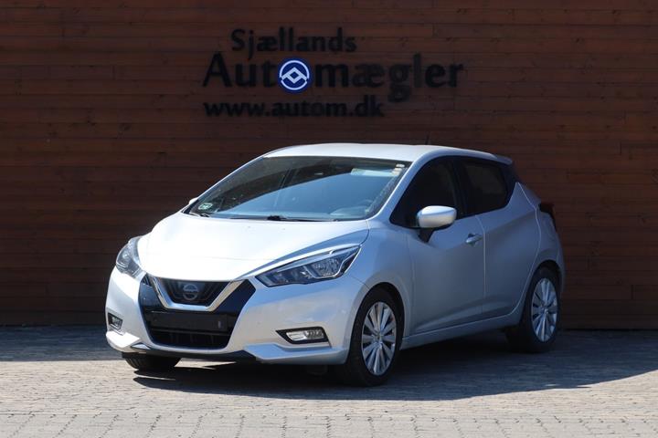 Sølv Nissan Micra fra 2018