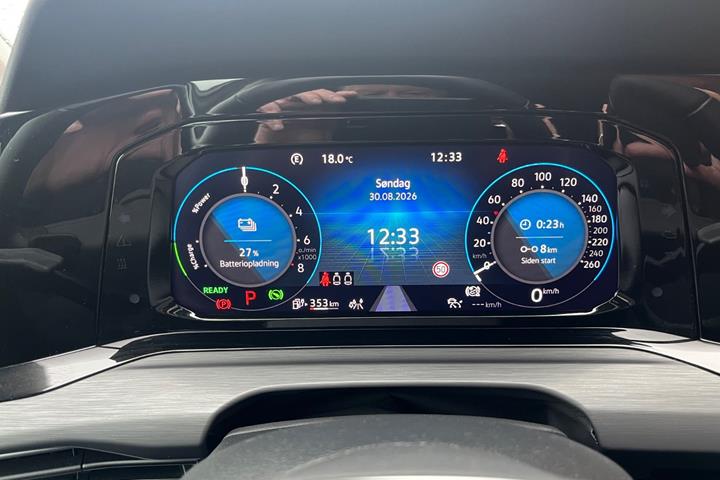 Sølv VW Golf VIII fra 2021