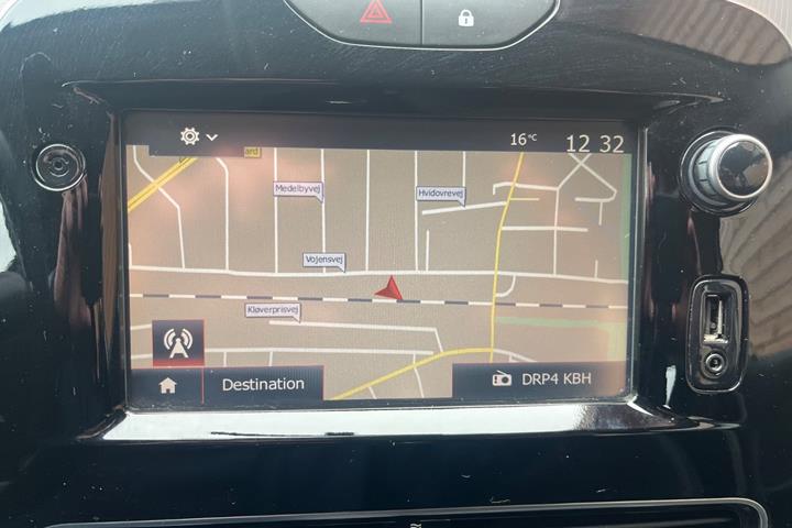 Hvid Renault Clio IV fra 2017
