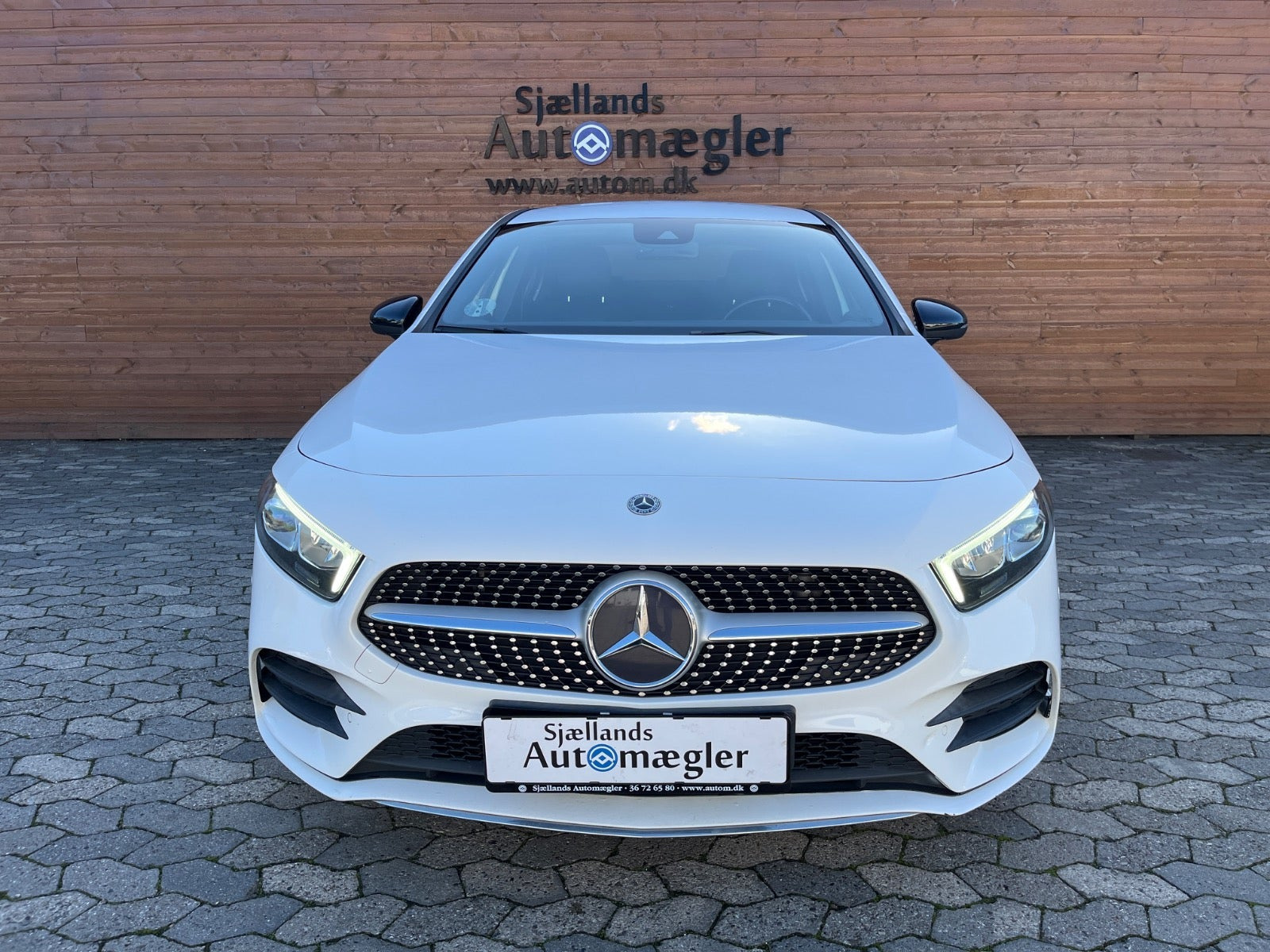 Hvid Mercedes A200 fra 2020