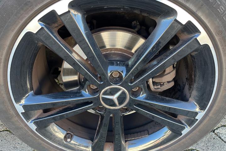 Hvid Mercedes A200 fra 2020