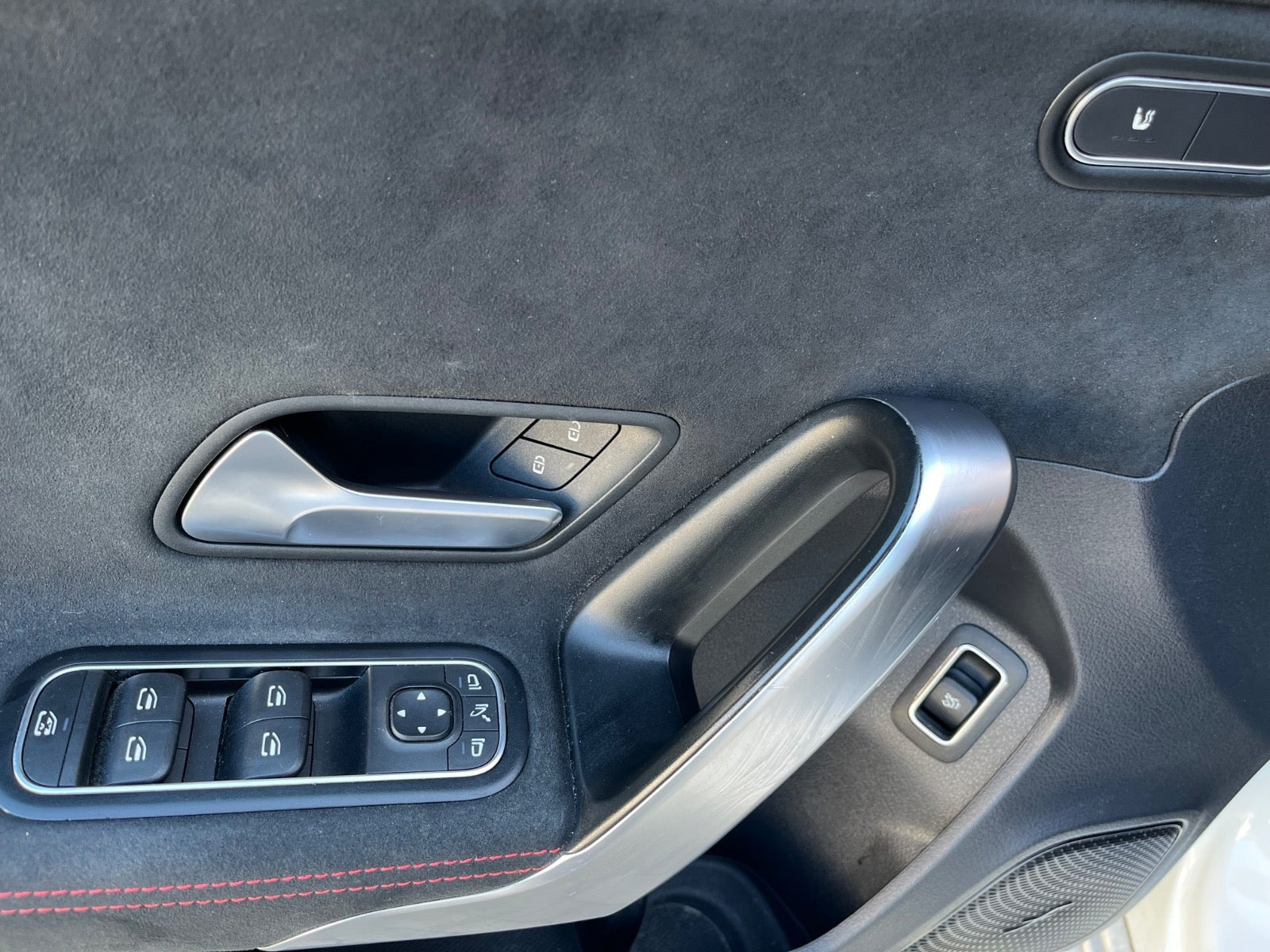 Hvid Mercedes A200 fra 2020