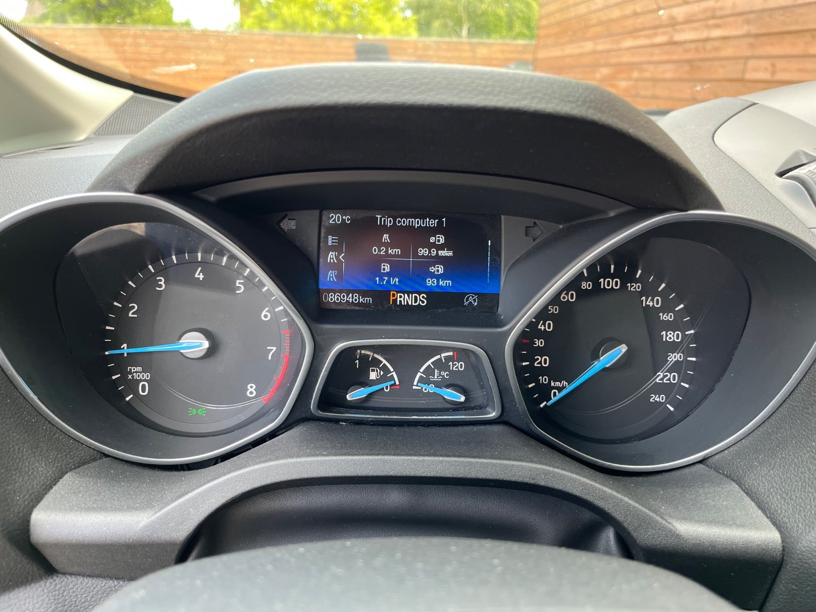 Grå Ford C-MAX fra 2018