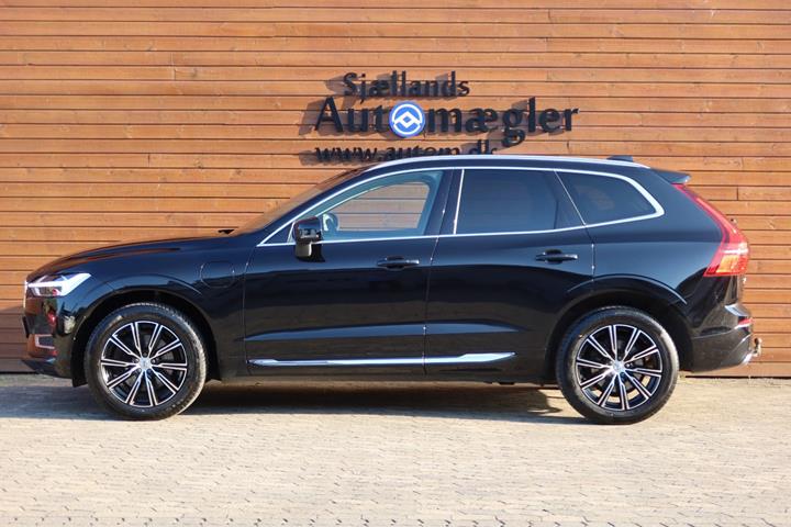 Sort Volvo XC60 fra 2020