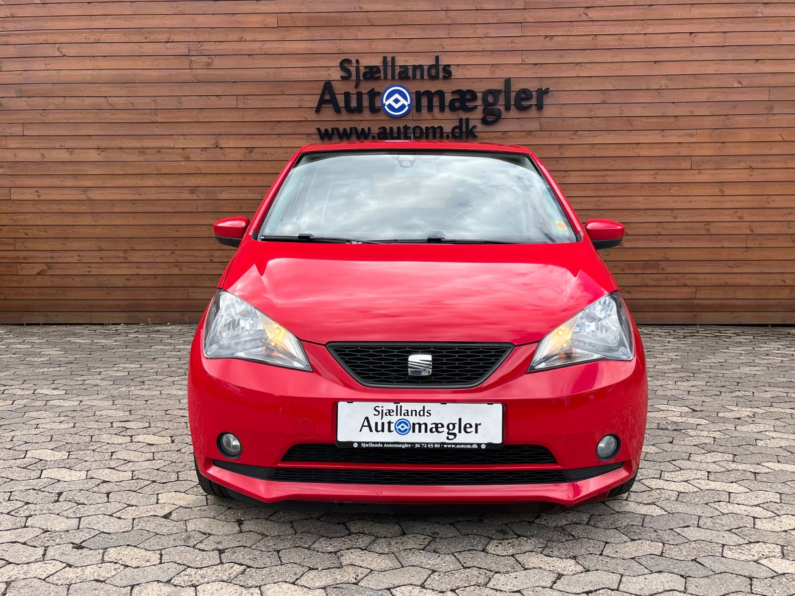 Rød Seat Mii fra 2013