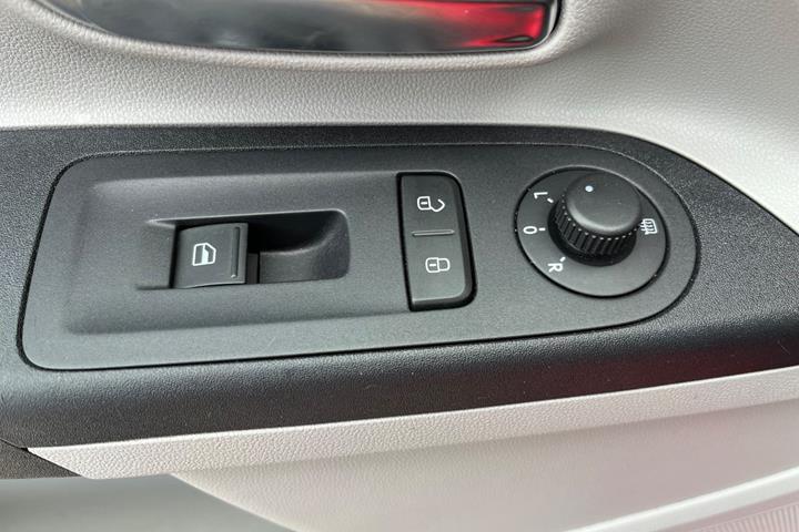 Rød Seat Mii fra 2013