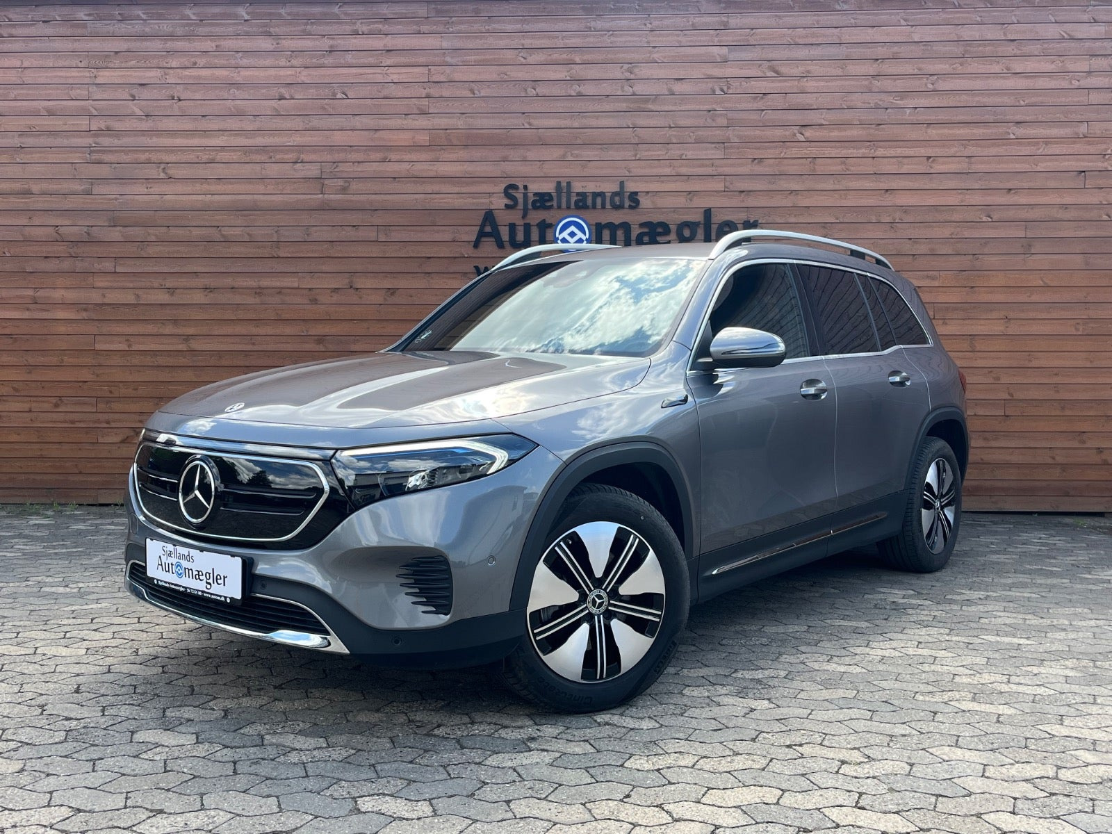 Mercedes EQB300 Progressive 4Matic