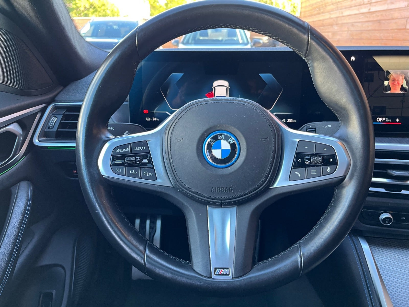 Hvid BMW i4 fra 2023