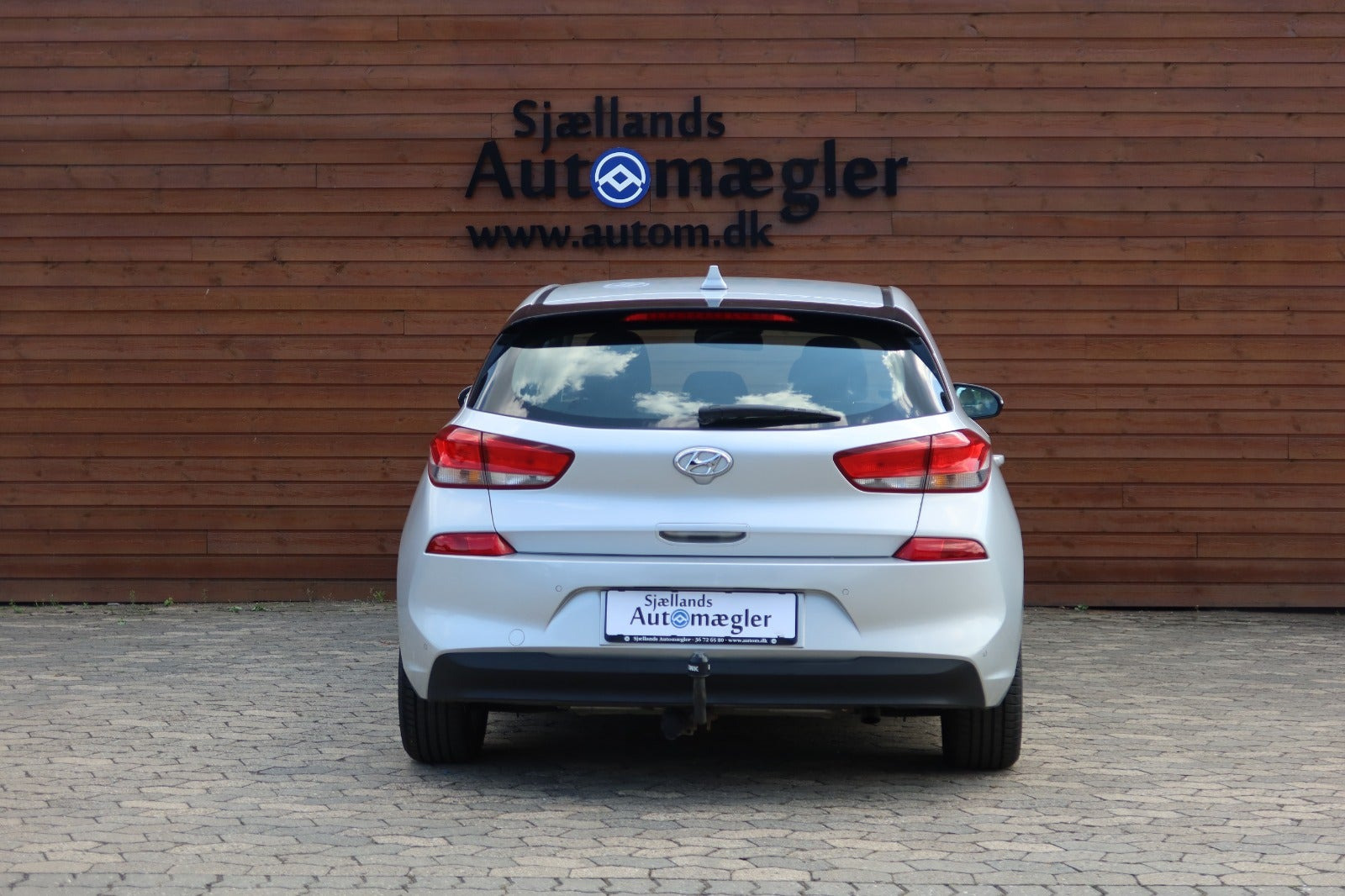Sølv Hyundai i30 fra 2017