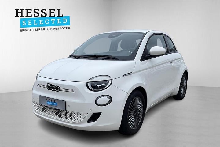 Hvid Fiat 500e fra 2024