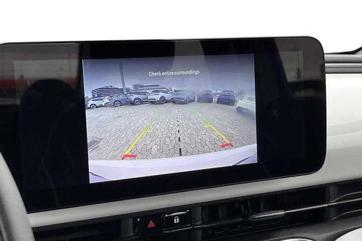 Hvid Fiat 500e fra 2024