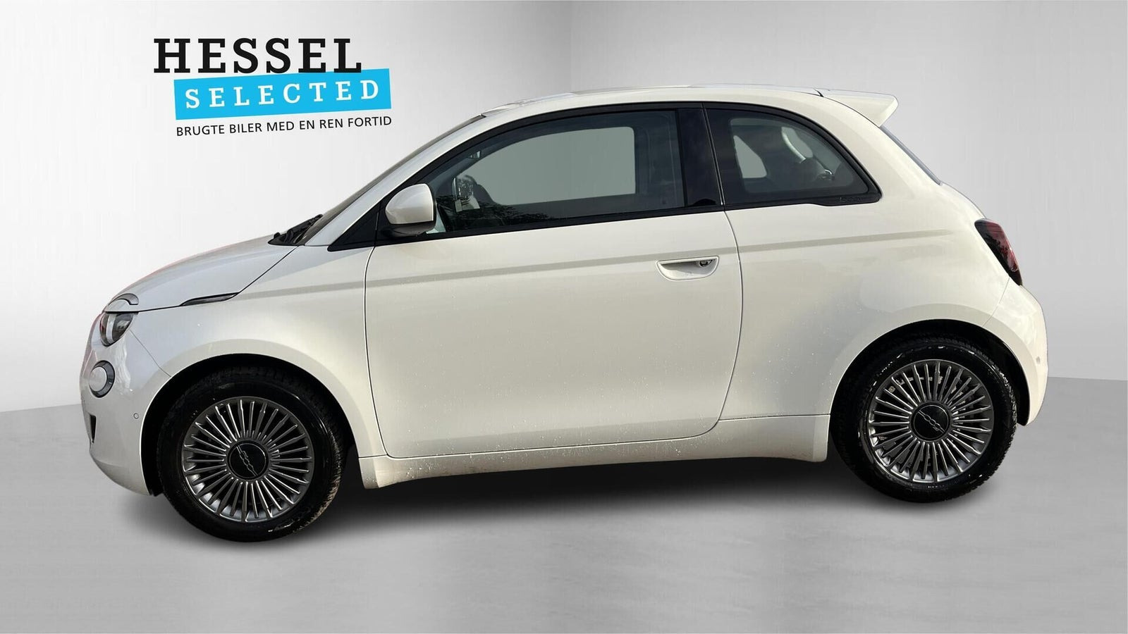 Hvid Fiat 500e fra 2024