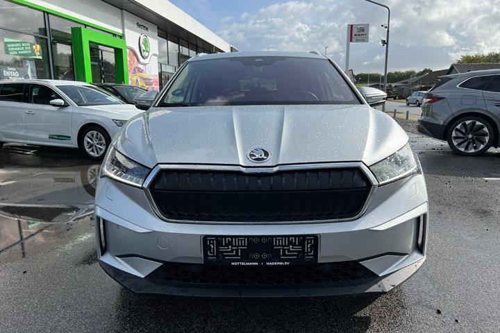 Sølv Skoda Enyaq fra 2021