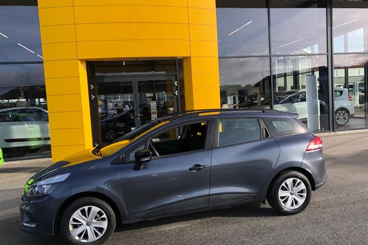 Grå Renault Clio IV fra 2017