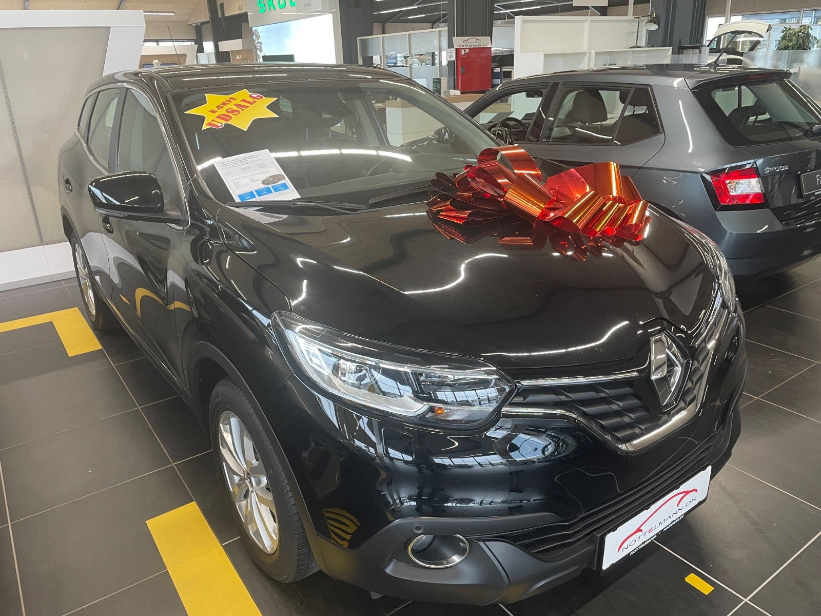 Sort Renault Kadjar fra 2017
