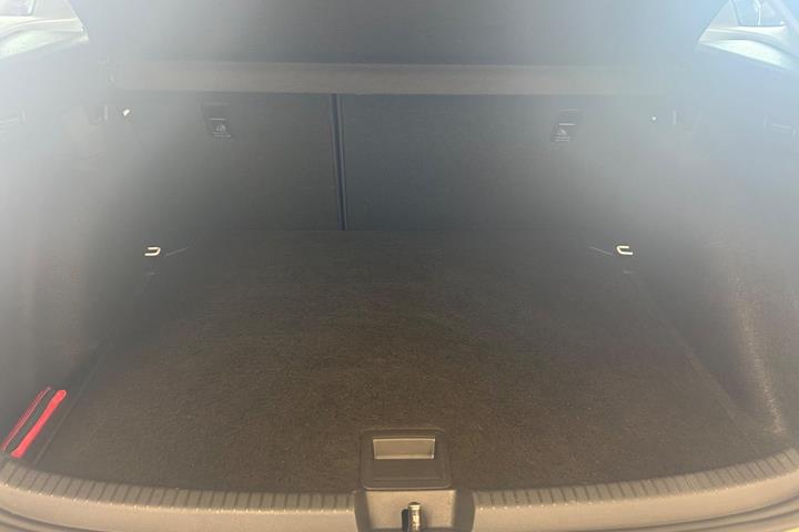 Hvid VW Taigo fra 2022