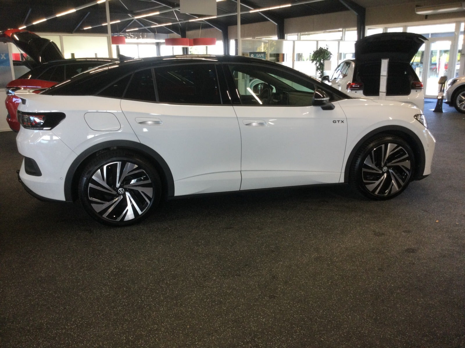 Hvid VW ID.5 fra 2025