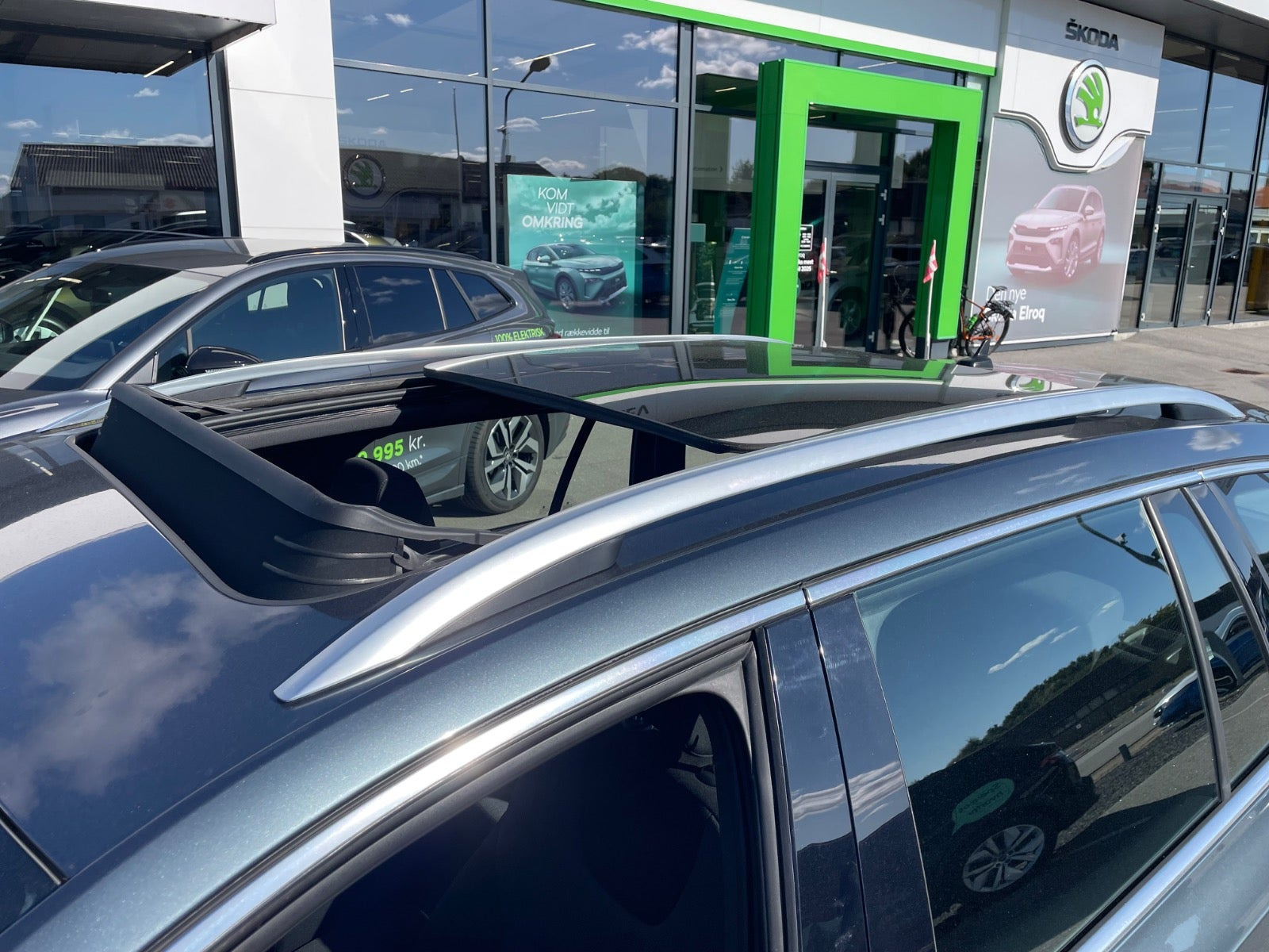 Grå Skoda Octavia fra 2020