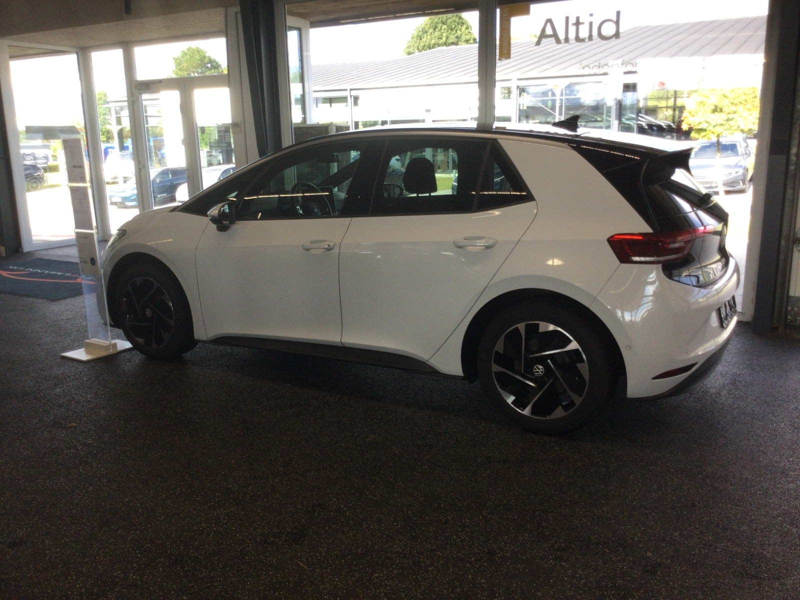 Hvid VW ID.3 fra 2025