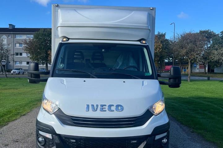 Hvid Iveco Daily fra 2018