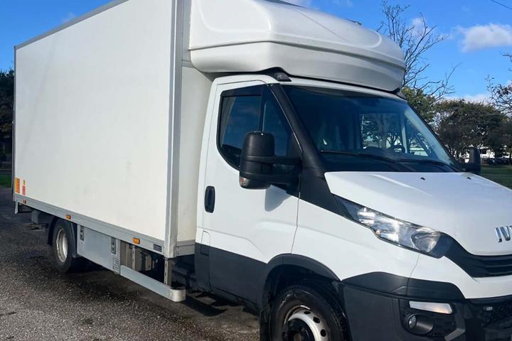 Hvid Iveco Daily fra 2018