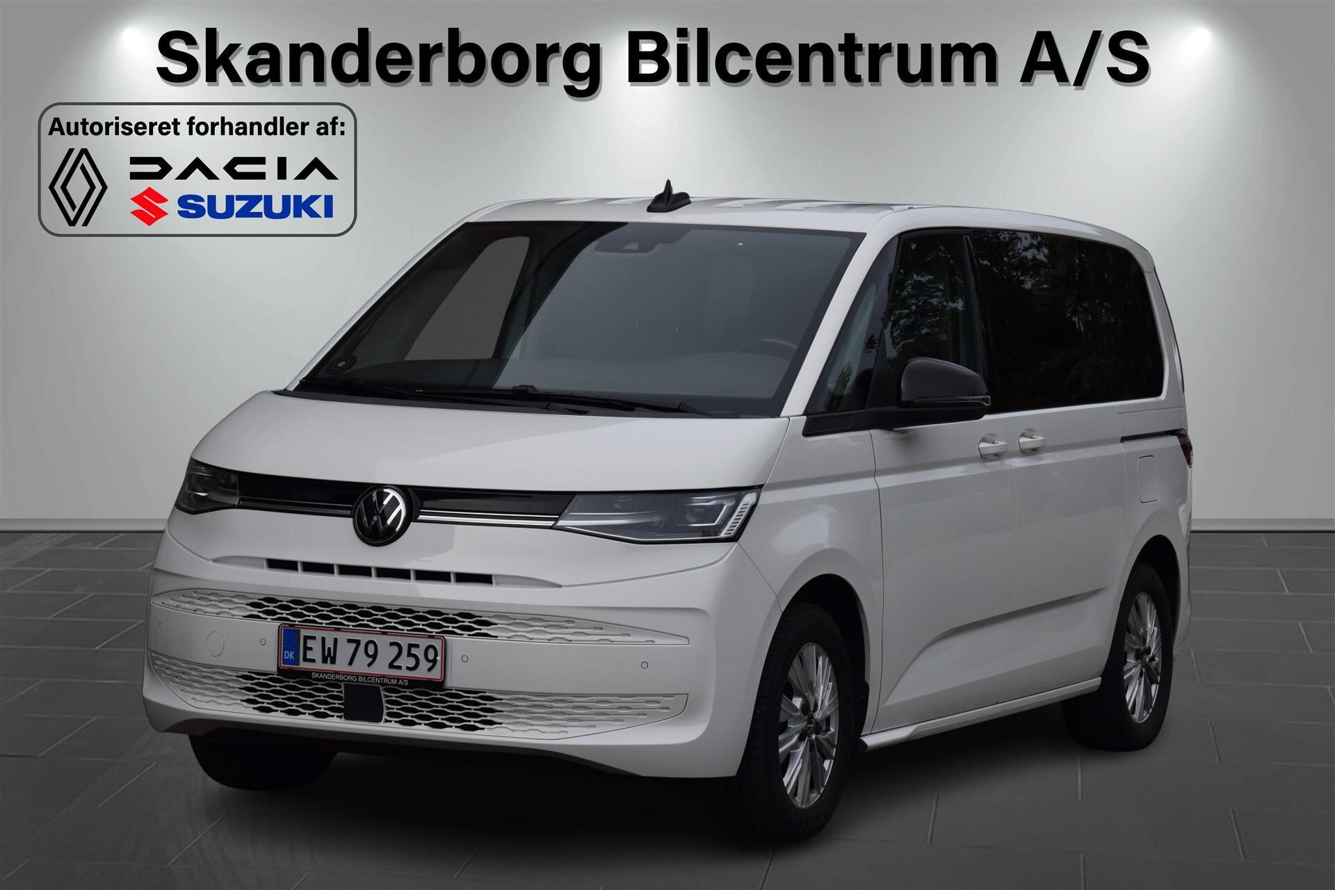 Hvid VW Multivan fra 2022