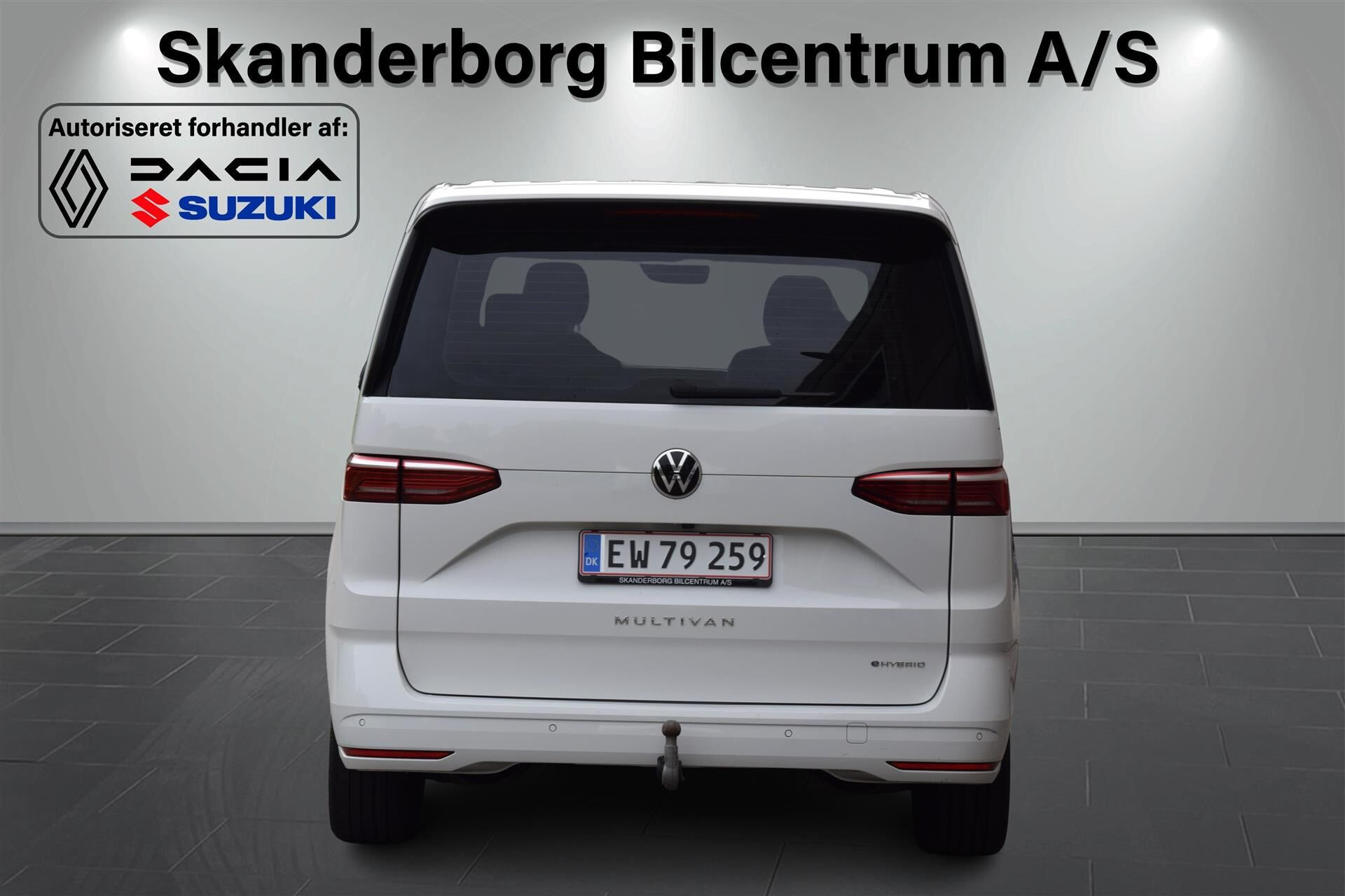 Hvid VW Multivan fra 2022