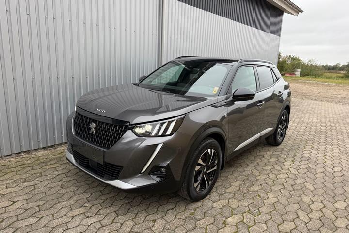 Grå Peugeot 2008 fra 2020