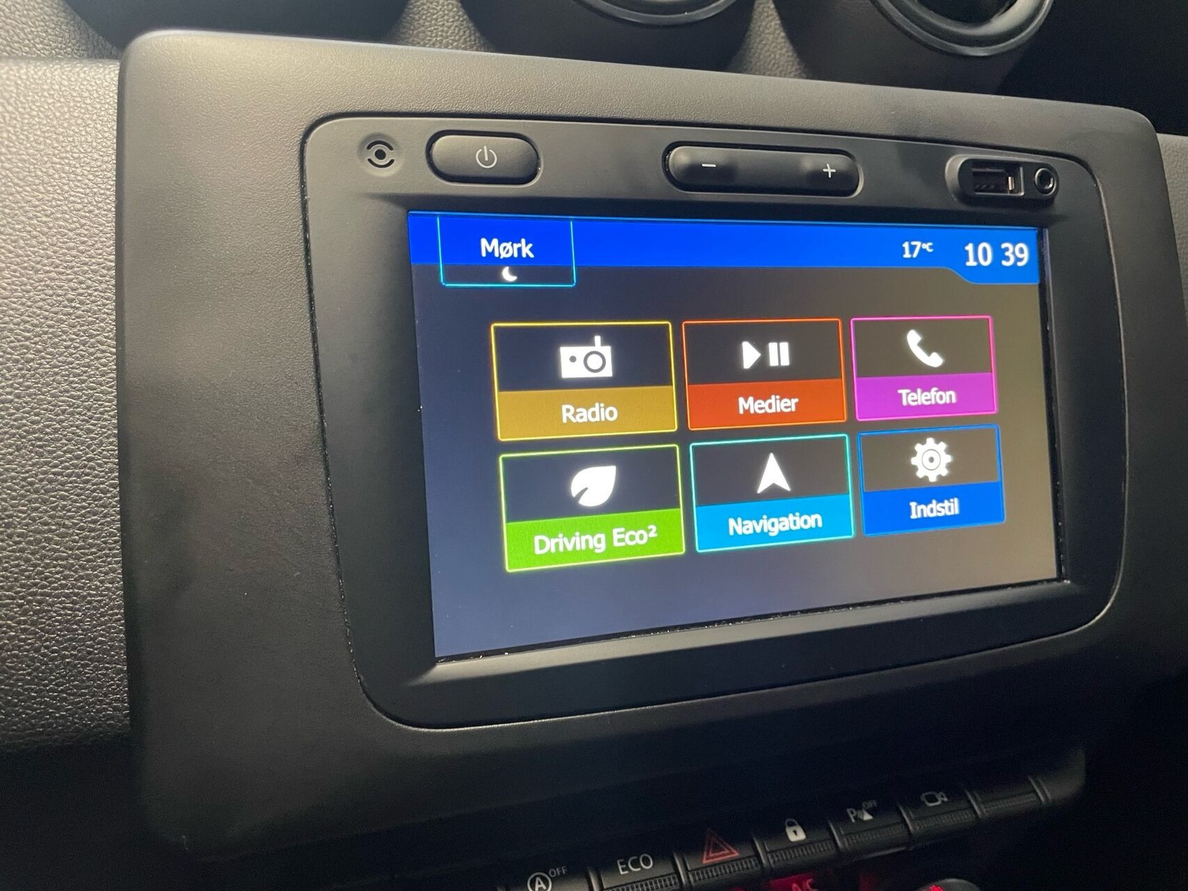 Hvid Dacia Duster fra 2021