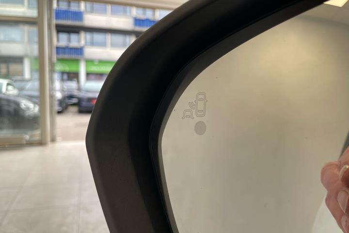 Hvid Dacia Duster fra 2021