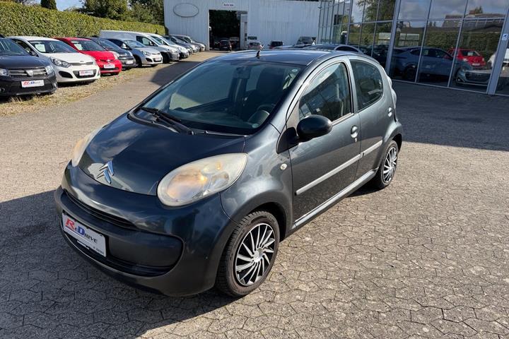 Grå Citroën C1 fra 2008