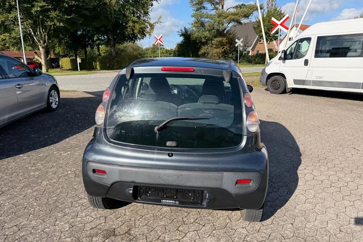 Grå Citroën C1 fra 2008