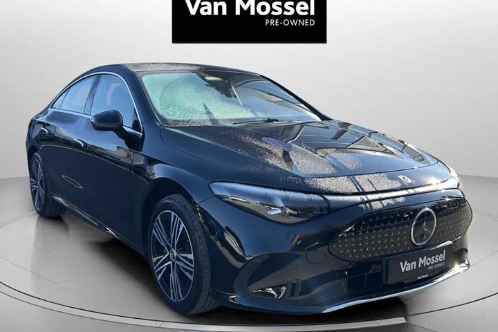 Sort Mercedes CLA200 fra 2026