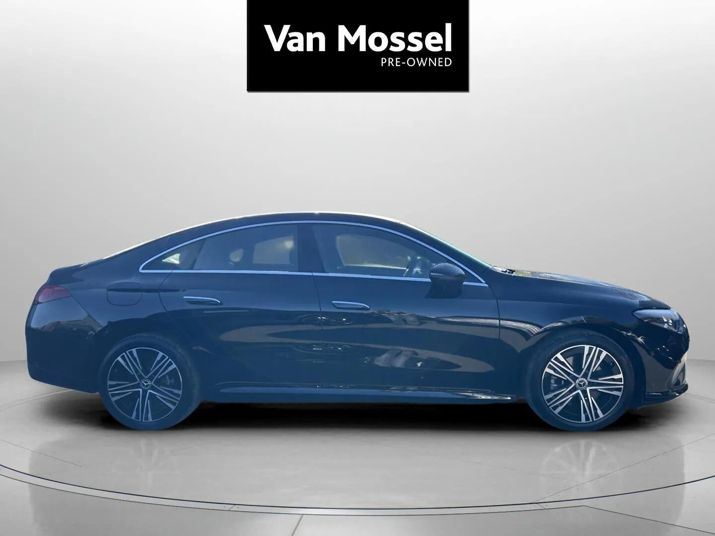 Sort Mercedes CLA200 fra 2026