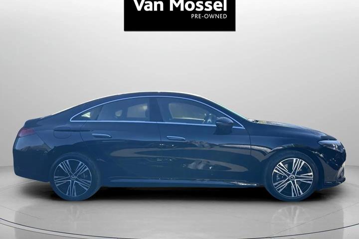 Sort Mercedes CLA200 fra 2026