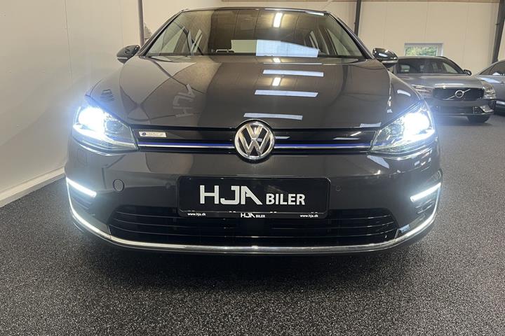Grå VW e-Golf fra 2020