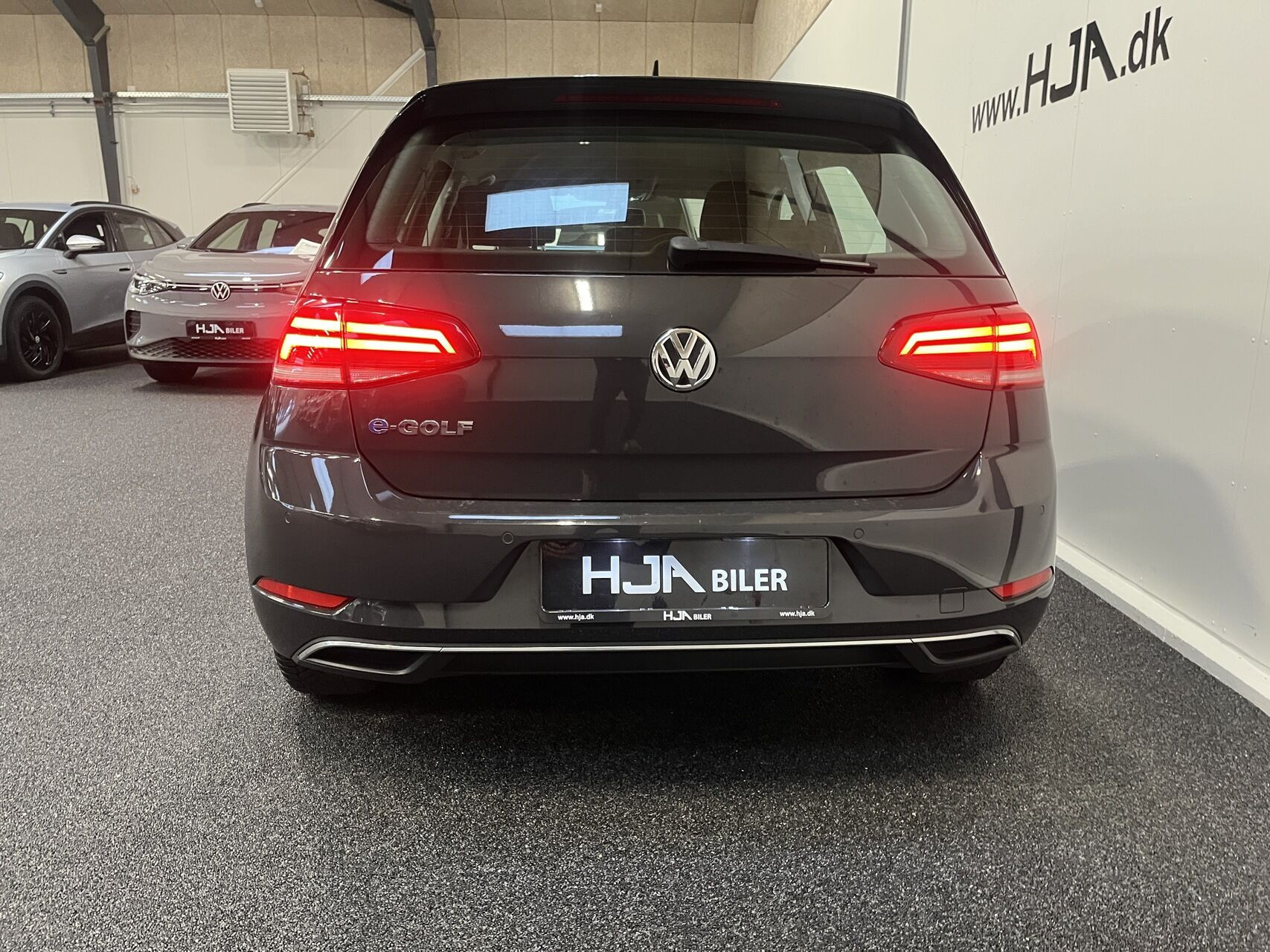 Grå VW e-Golf fra 2020