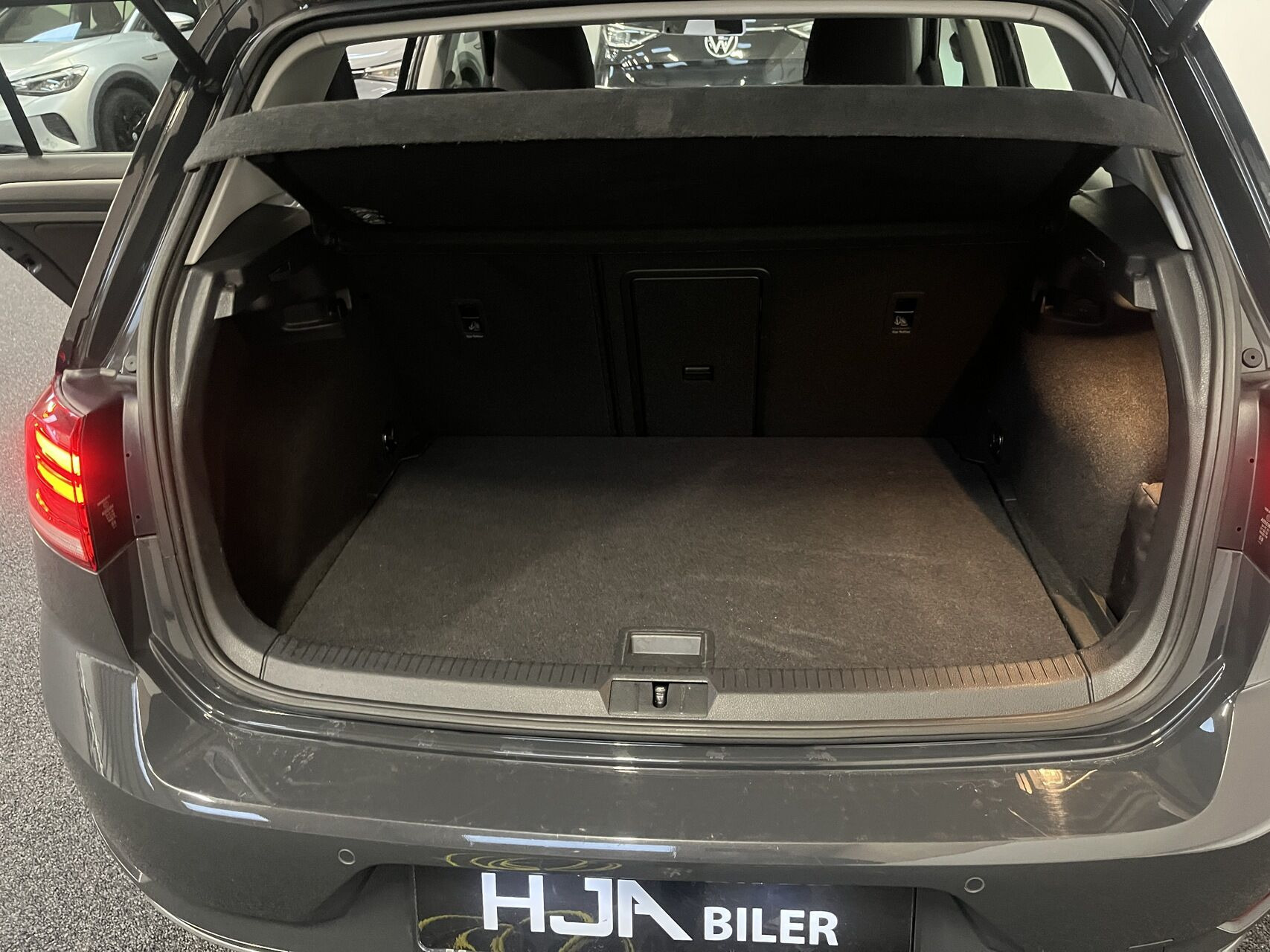Grå VW e-Golf fra 2020
