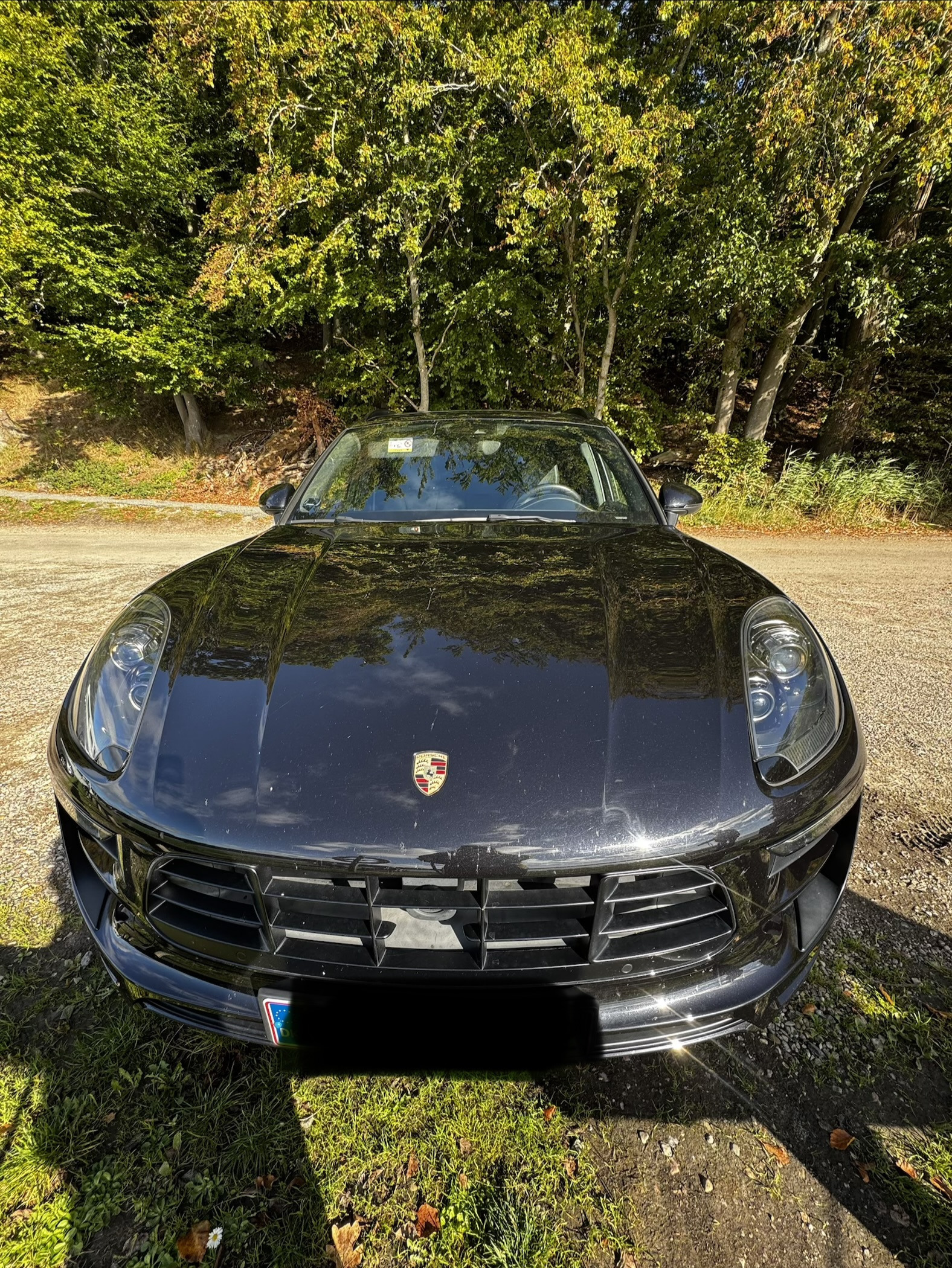 Sort Porsche Macan fra 2015