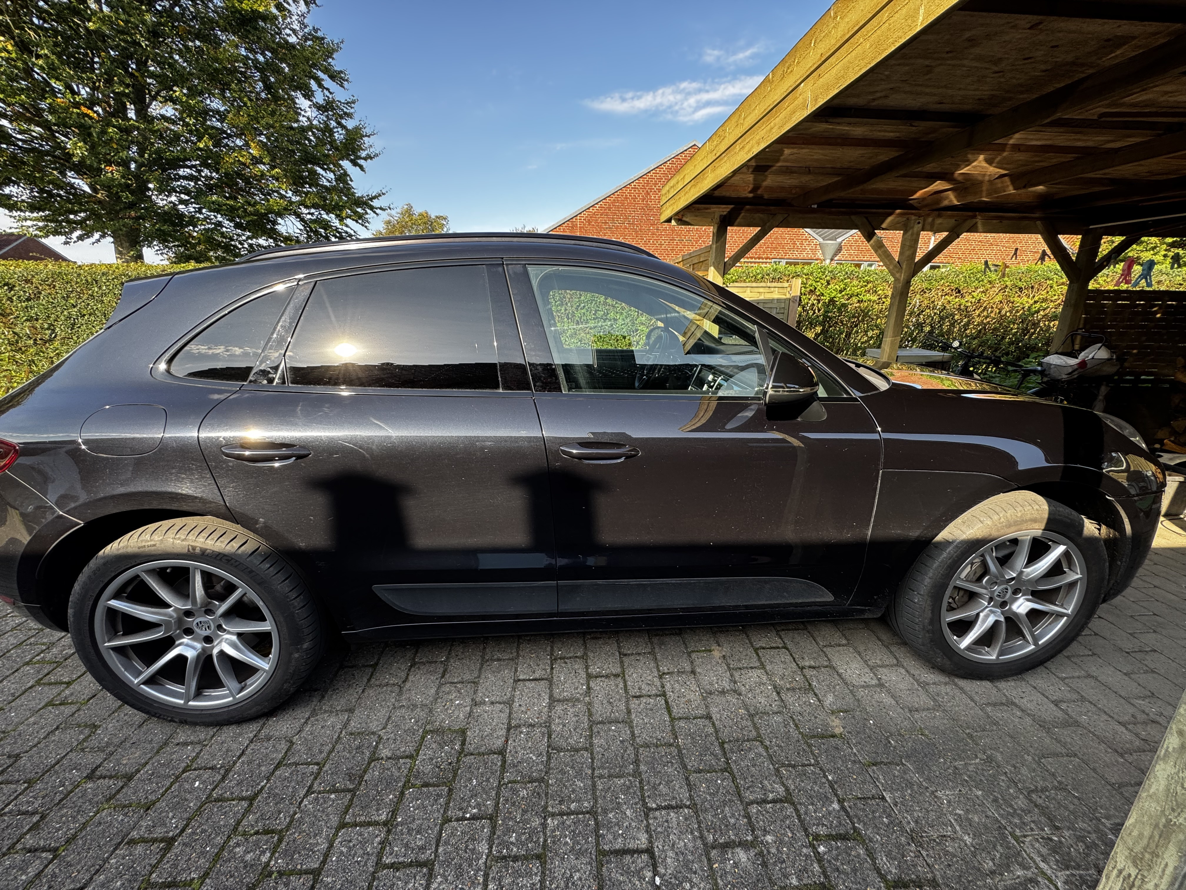 Sort Porsche Macan fra 2015