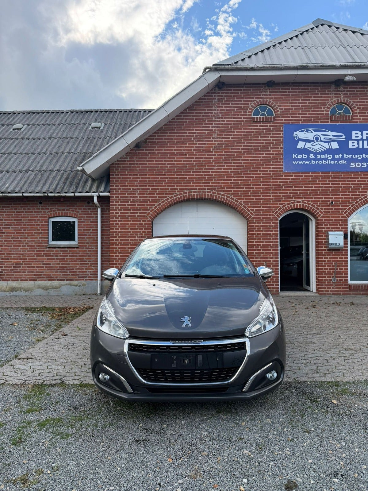 undefined Peugeot 208 fra 2018