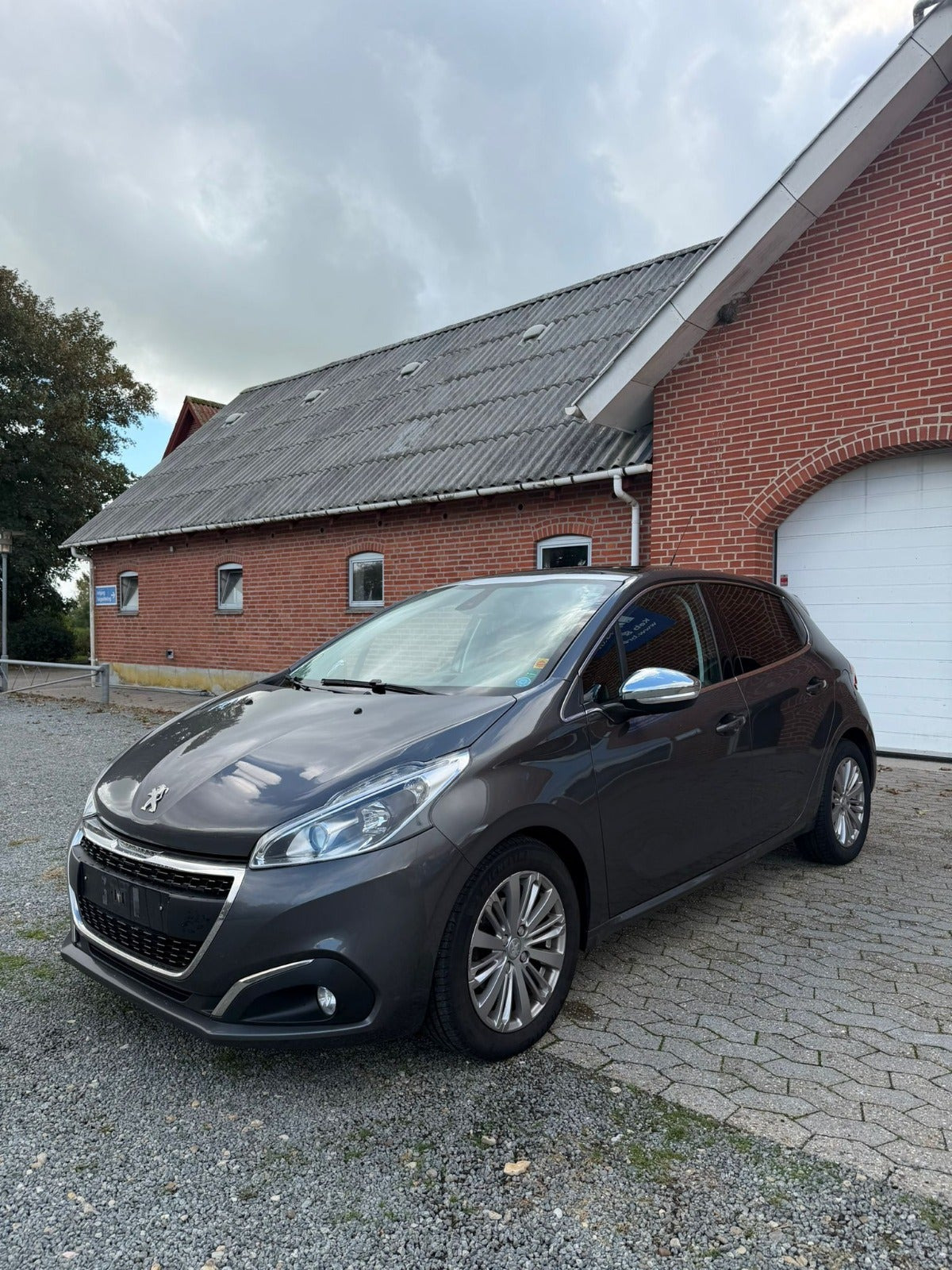 undefined Peugeot 208 fra 2018