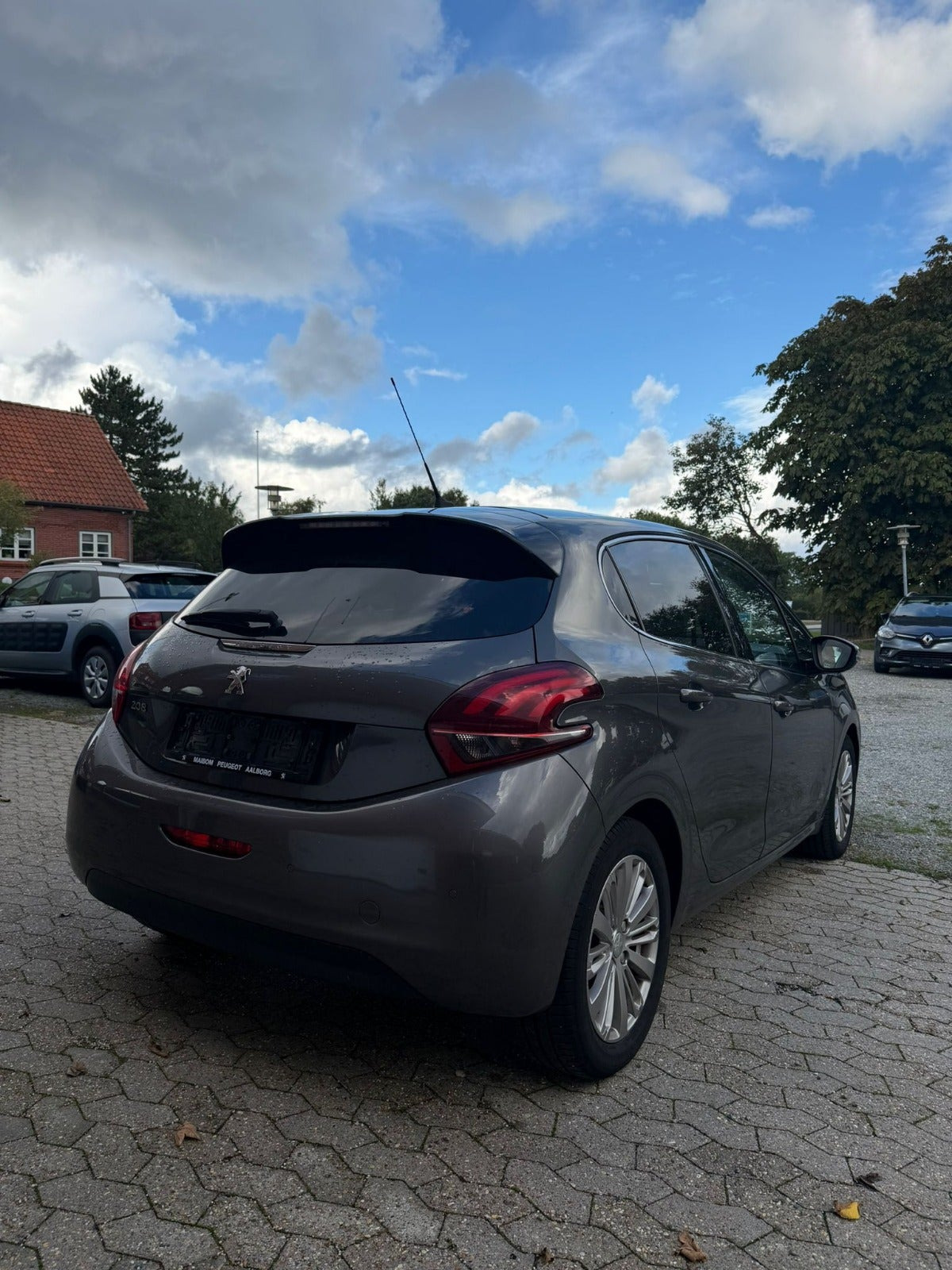 undefined Peugeot 208 fra 2018
