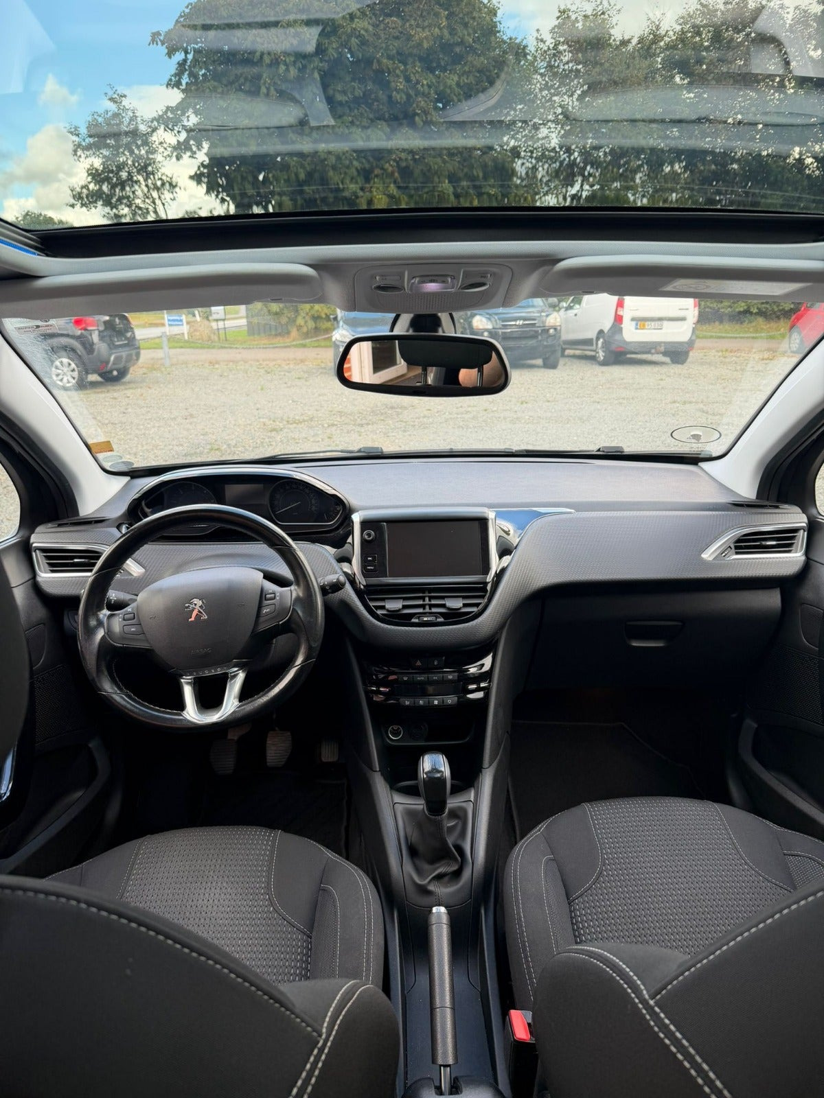 undefined Peugeot 208 fra 2018