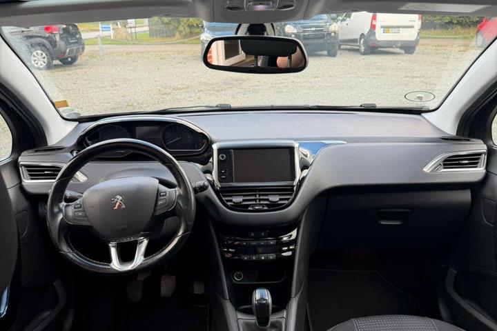undefined Peugeot 208 fra 2018
