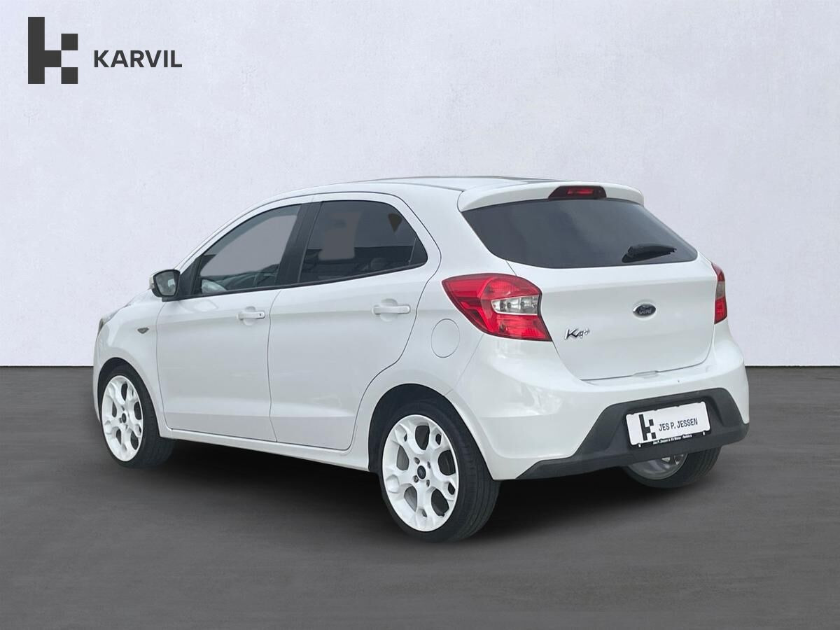 Hvid Ford Ka+ fra 2017