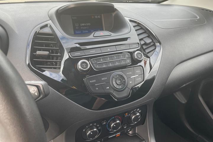 Hvid Ford Ka+ fra 2017