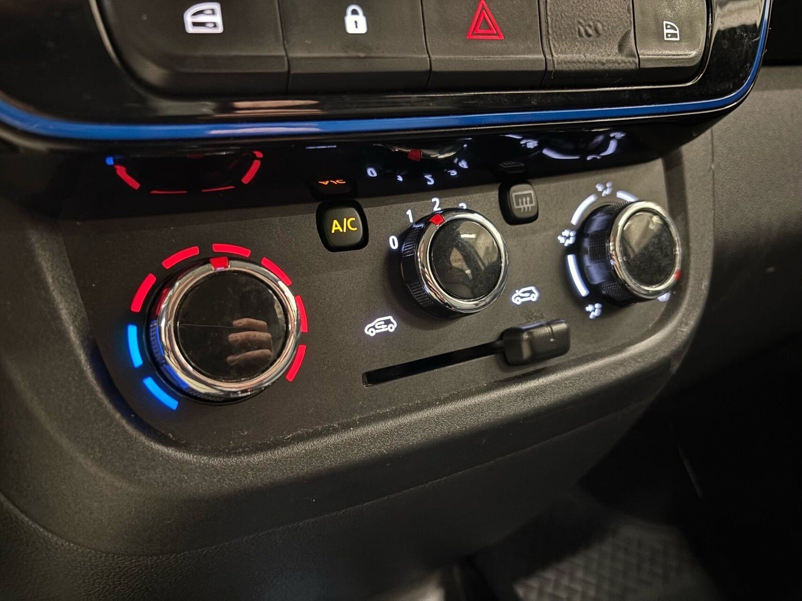 Hvid Dacia Spring fra 2021