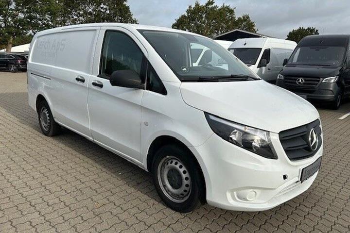 Hvid Mercedes Vito 116 fra 2021